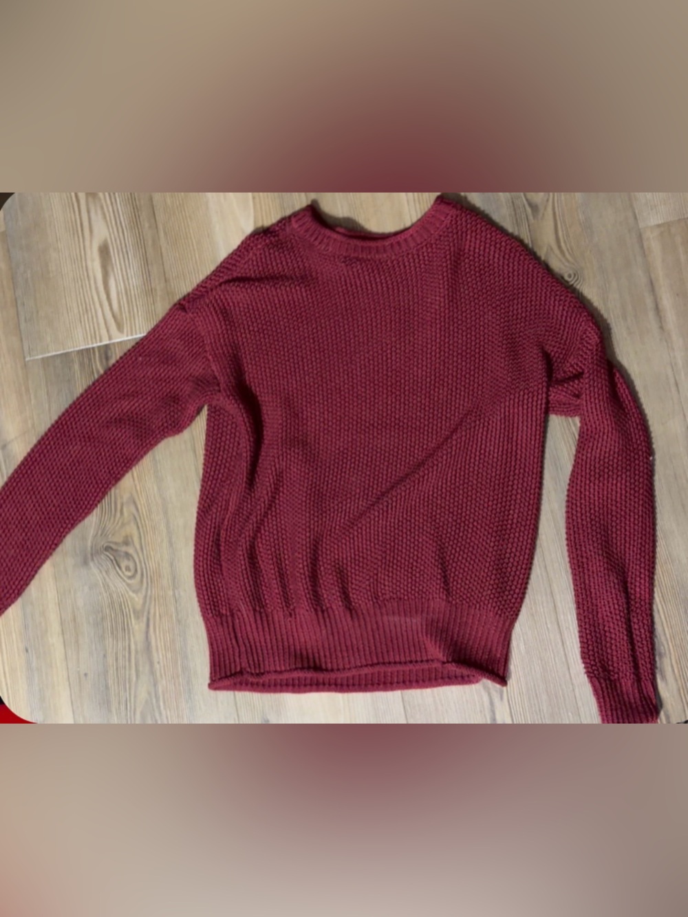 Jessica Simpson Ribbed Crewneck Sweater in Burgundy